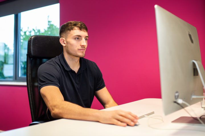 Dan Halstead | Kickstart Graphic Motion Designer | Reech