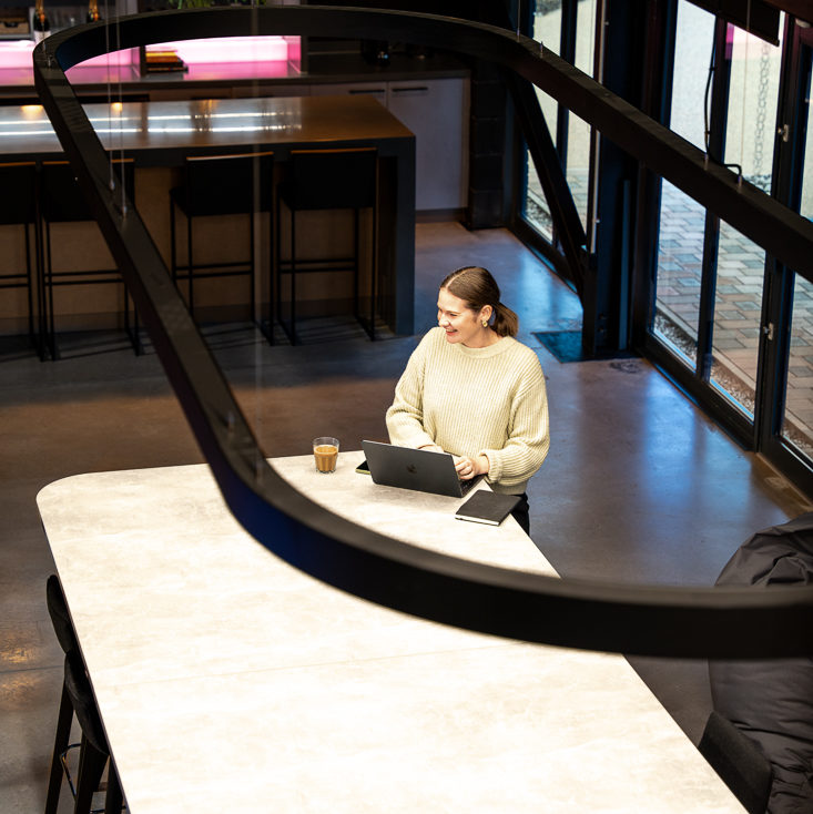 Reech NewHQ MediaDec WebRes aspect ratio