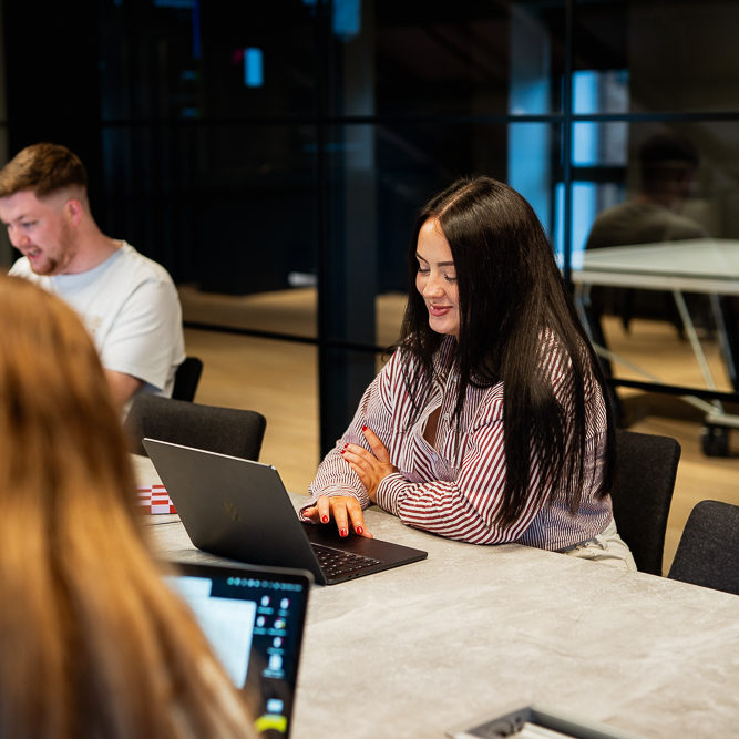 Reech Feb WebRes aspect ratio